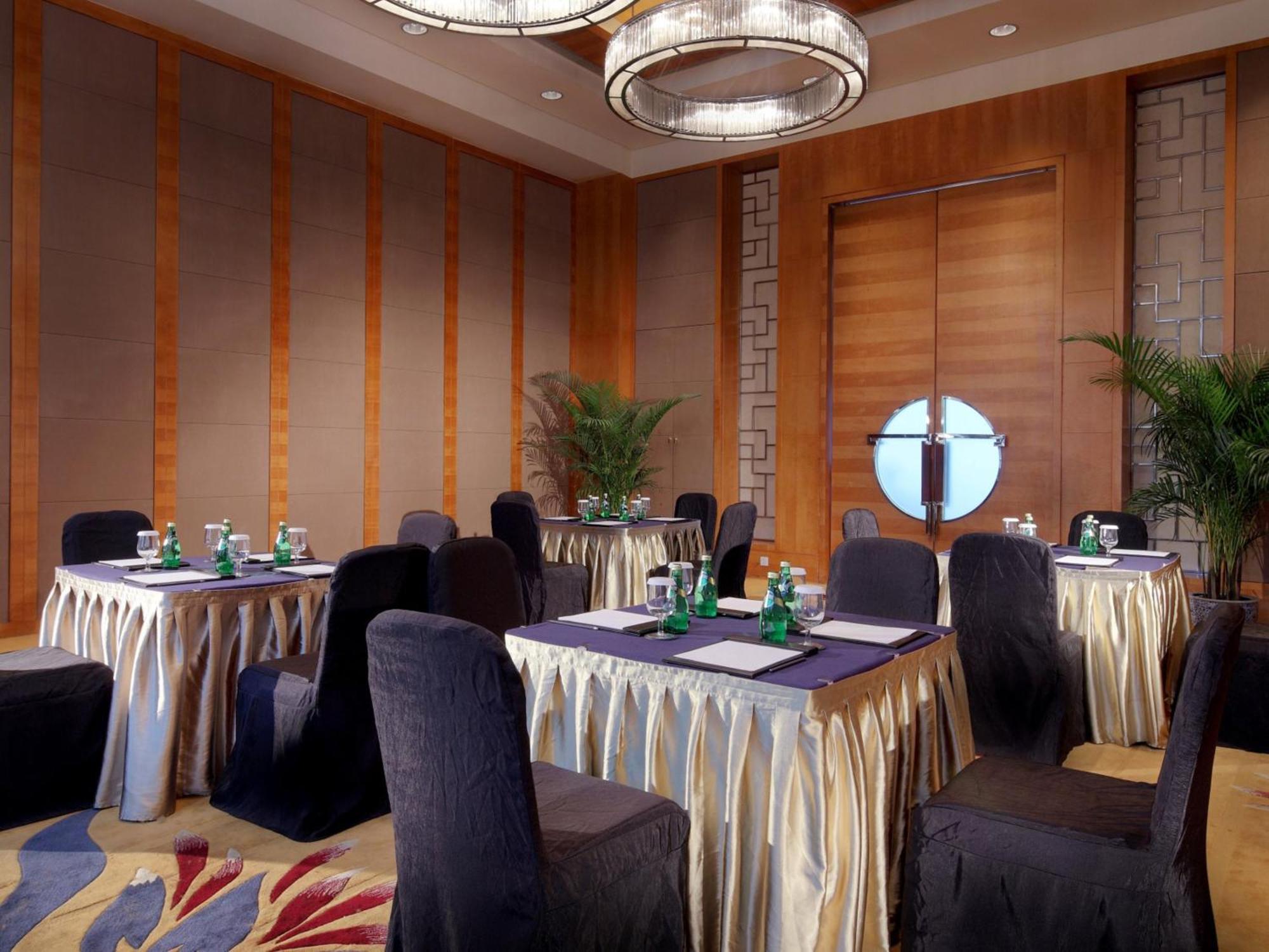 Holiday Inn Chengdu Century City-Westtower Exterior foto